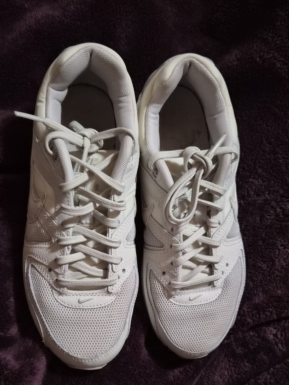Size 7  Nike Women's Air Max Command sneakers in a light bone/white